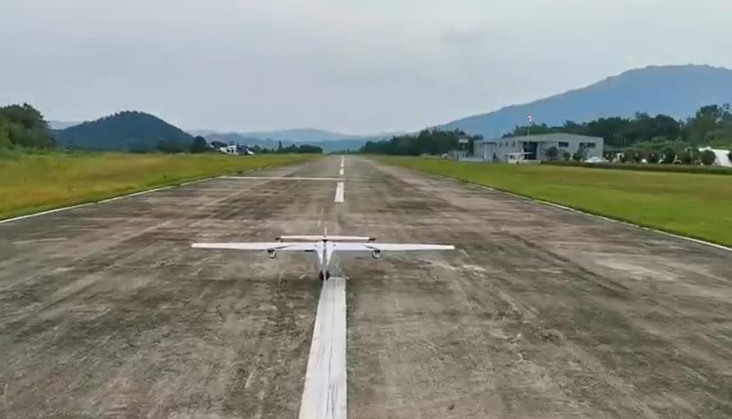 搭載E-70b2發(fā)動(dòng)機(jī)的無(wú)人機(jī)